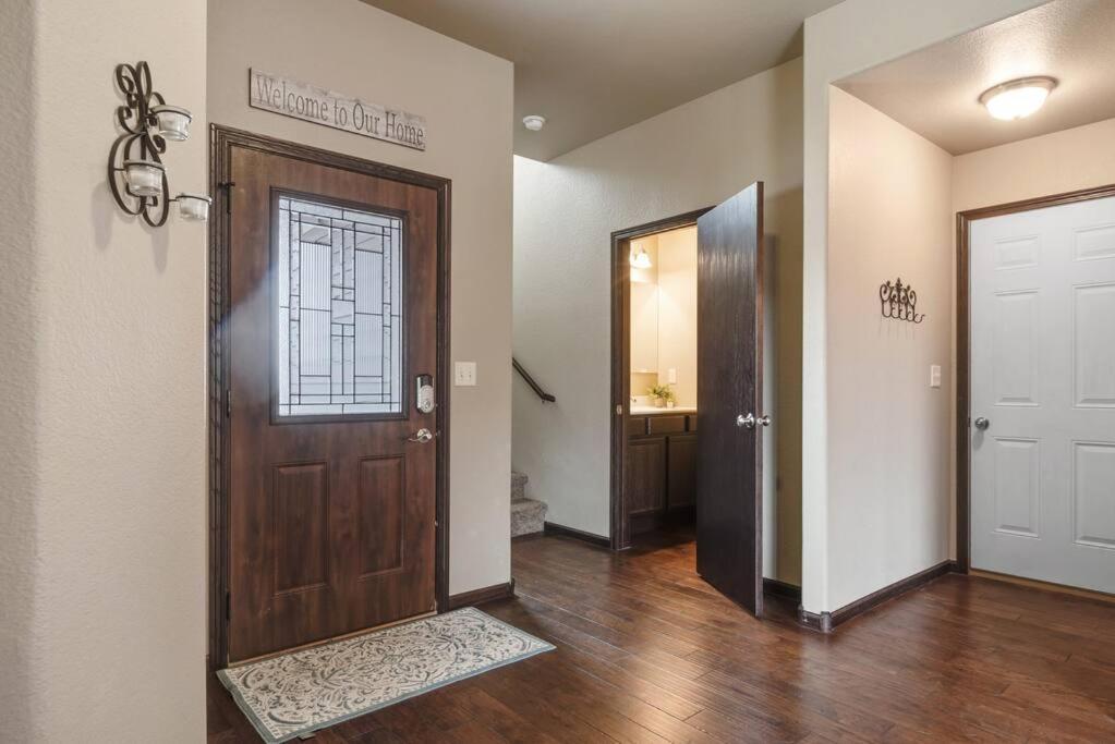 Large Home In The Most Convenient Location Rapid City Εξωτερικό φωτογραφία