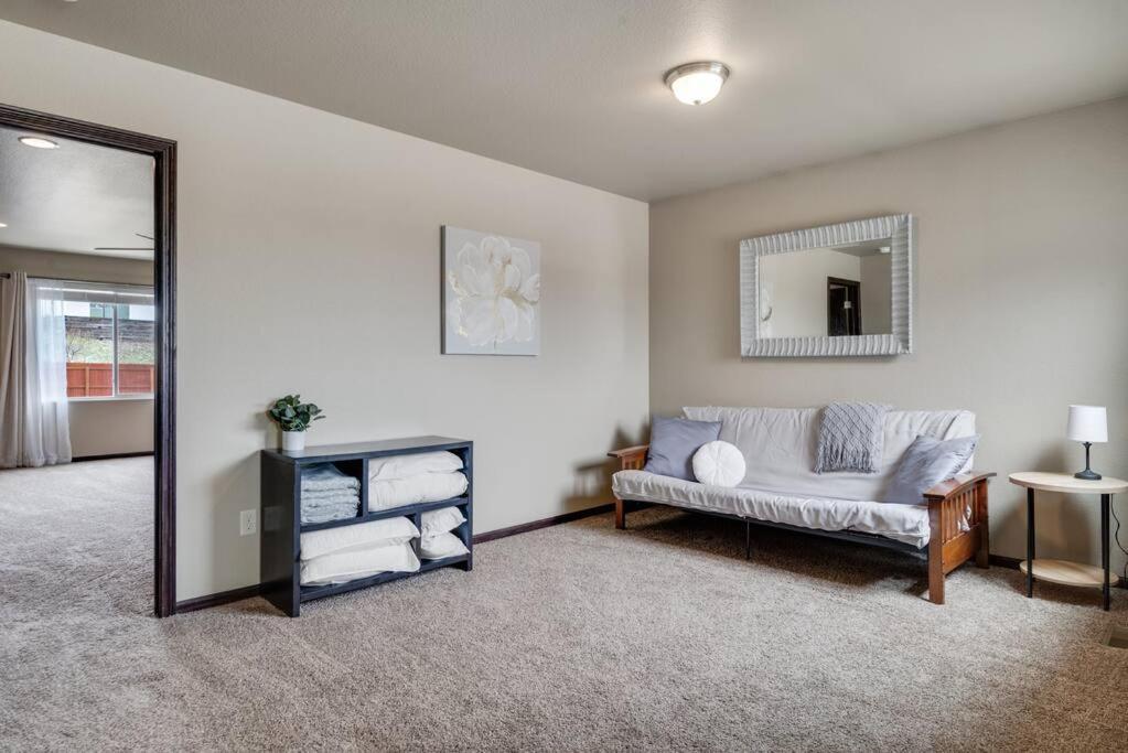 Large Home In The Most Convenient Location Rapid City Εξωτερικό φωτογραφία