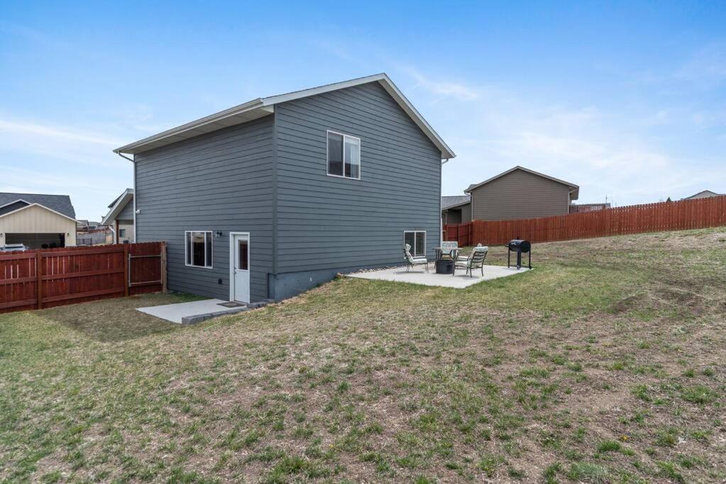 Large Home In The Most Convenient Location Rapid City Εξωτερικό φωτογραφία